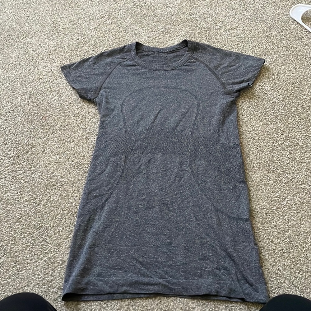 Grey swiftly tech shirt